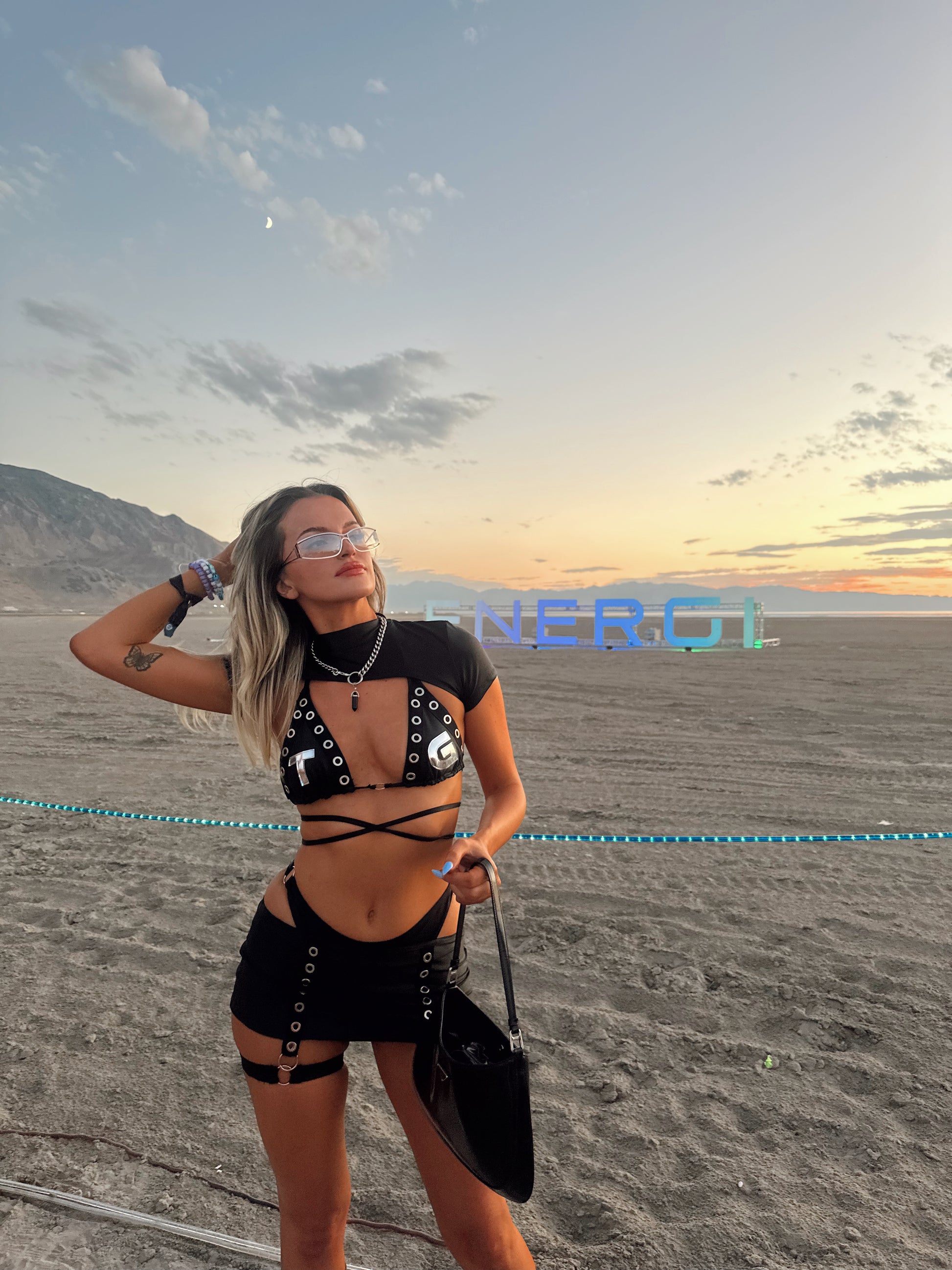 black wet look baddie outfit 